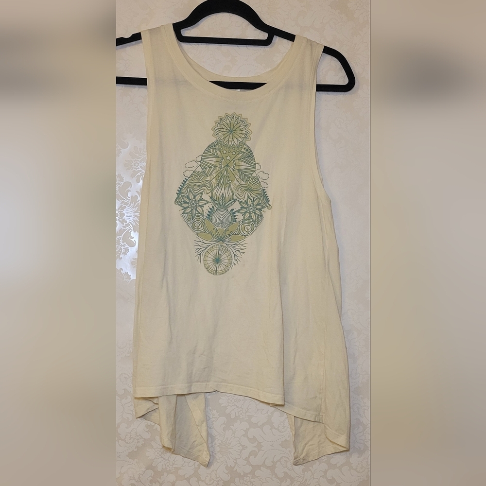 Soul Flower Cream Tank with Green Graphic